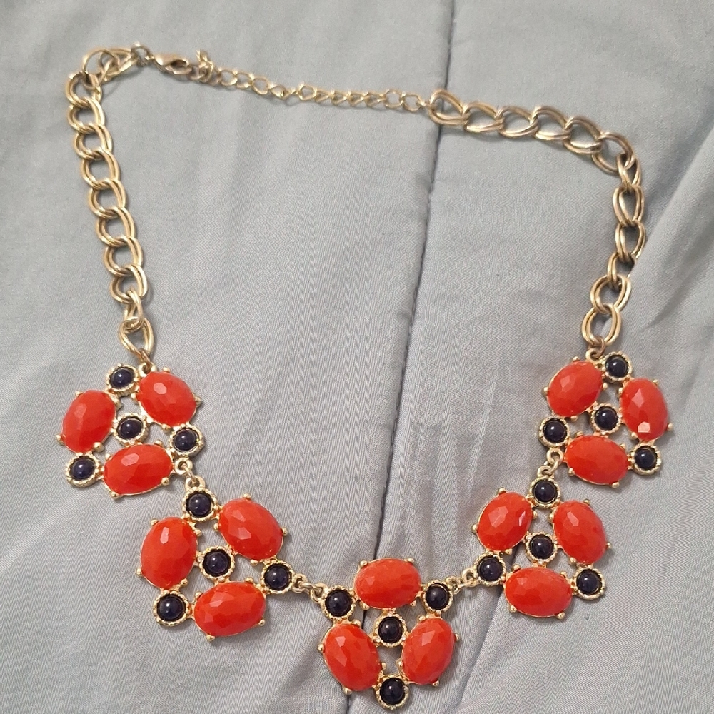 Womans Colorful Necklace Gold Toned Chain.